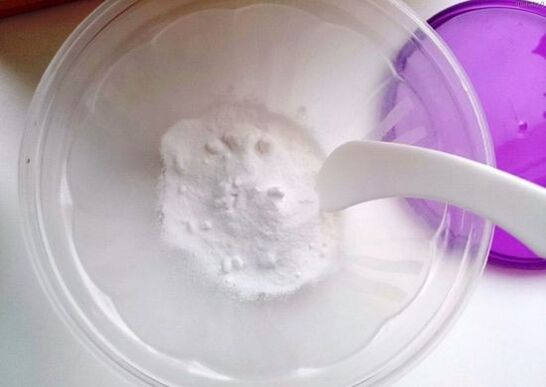 du bicarbonate de soude pour traiter la mycose des ongles