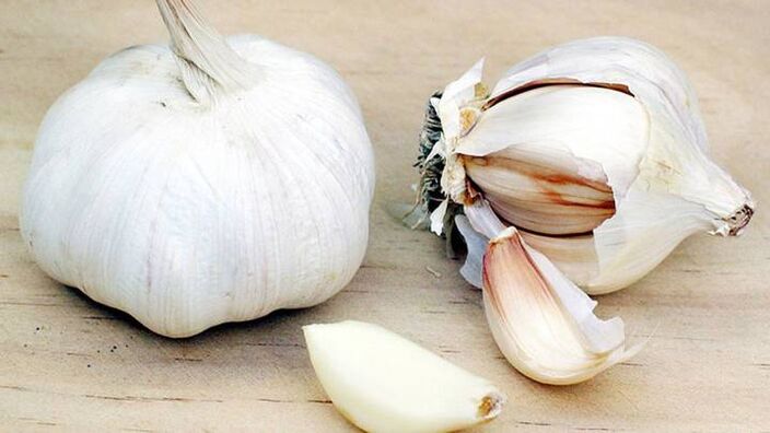 ail pour les champignons des pieds